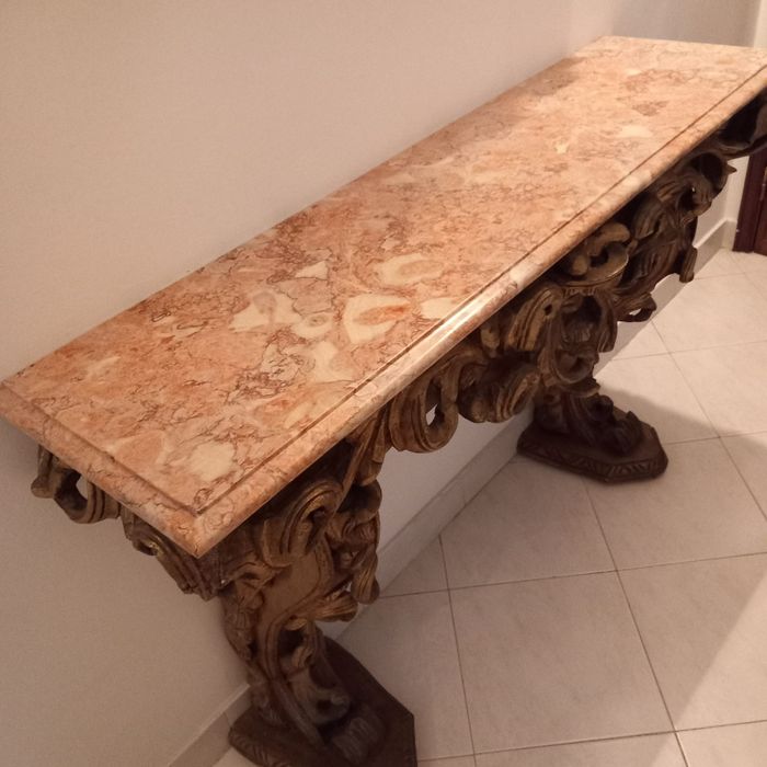 Credencia com espelho