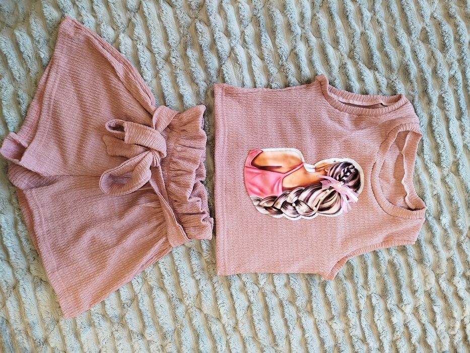 Літній легенький костюмчик на дівчинку,зріст 140 см