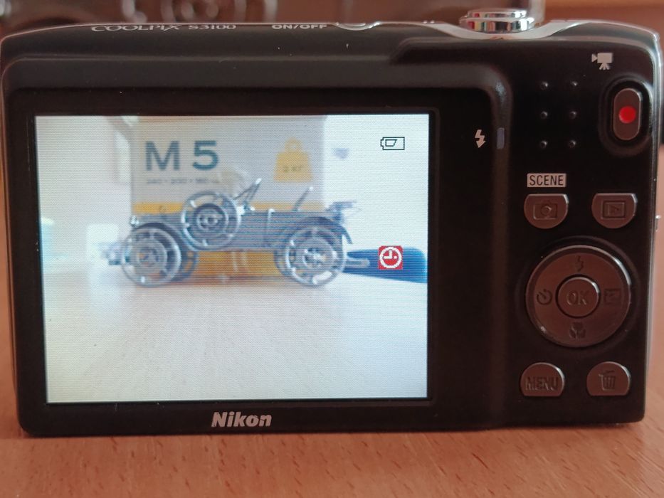 Фотоапарат Nikon S 3100
