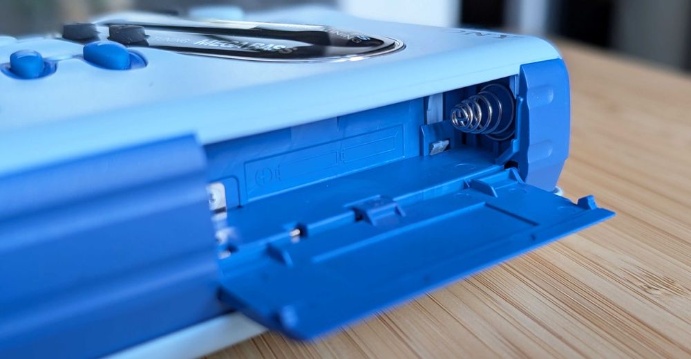 Касетний плеєр Sony Walkman WM-FX 202. Останній та незвичний. Відео.