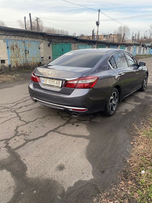 Продам Хонда акорд 9