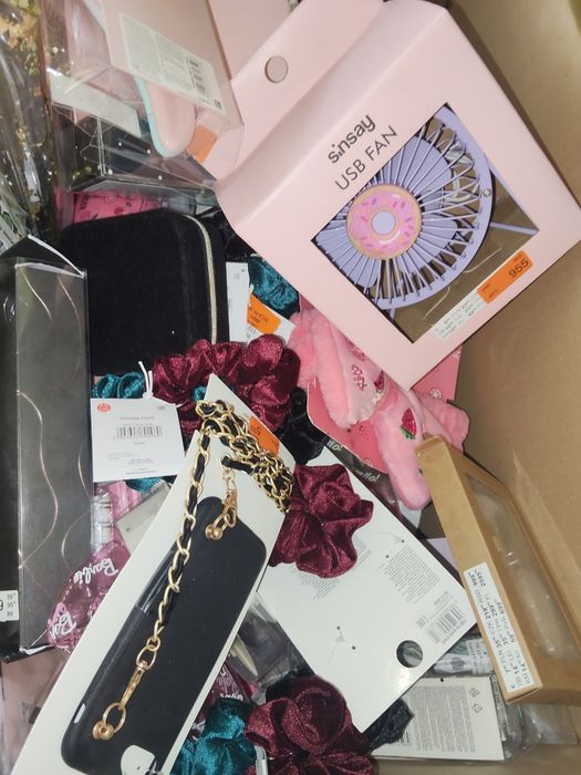 Karton mix Sinsay cały karton bananowiec