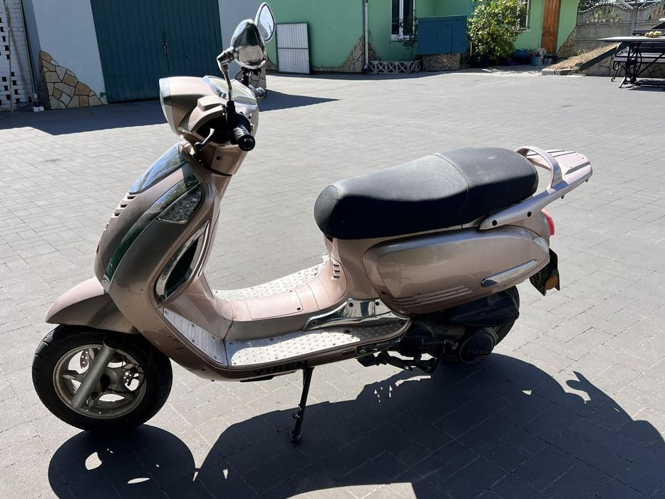 Скутер мопед YIBEN125
