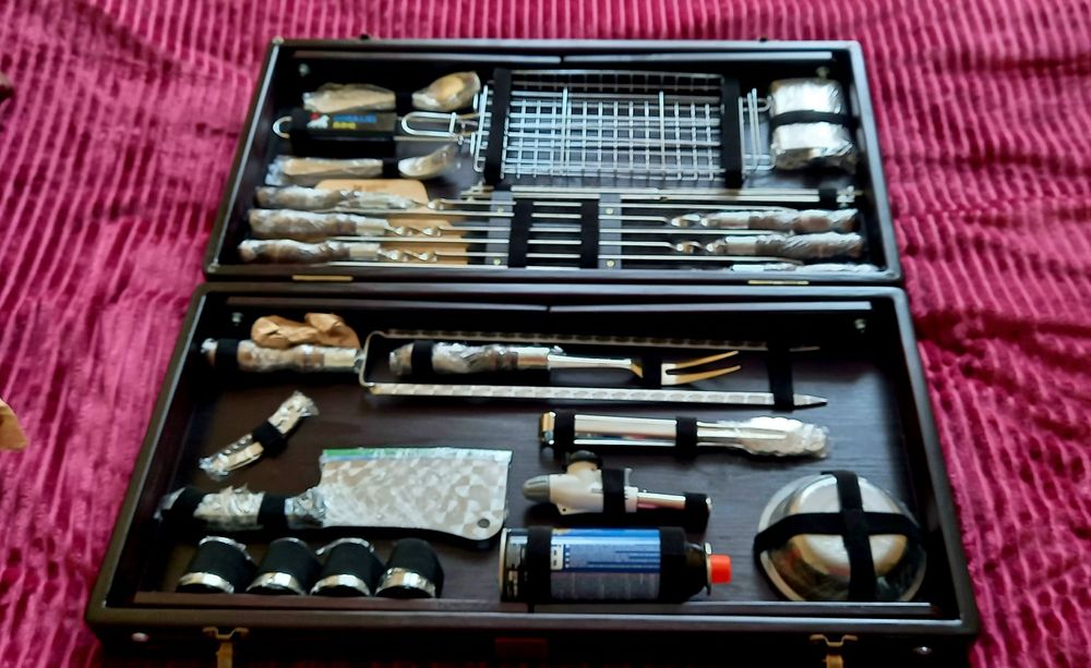 Набір шампурів + стол-кейс  подарунковий   Gorilla BBQ 32 предмета дл