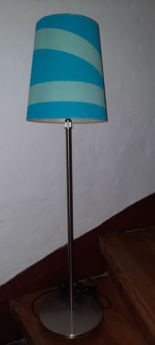 Candeeiro azul  as riscas