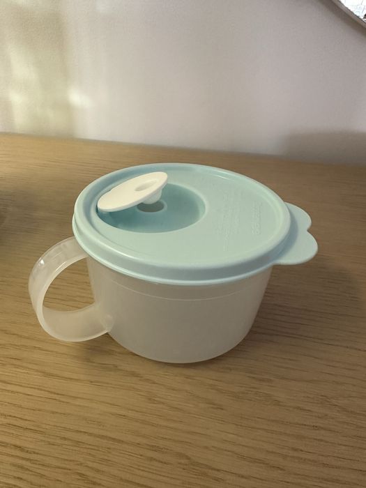 Caneca cryatlwave tupperware