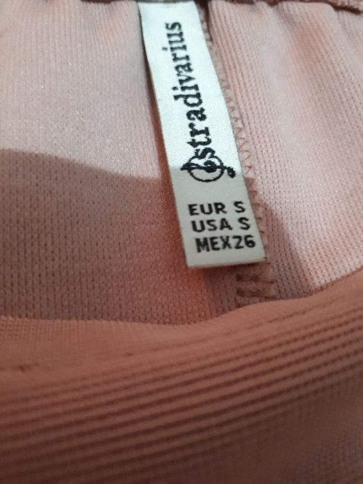 Sukienka firmy Stradivarius Rozmiar S