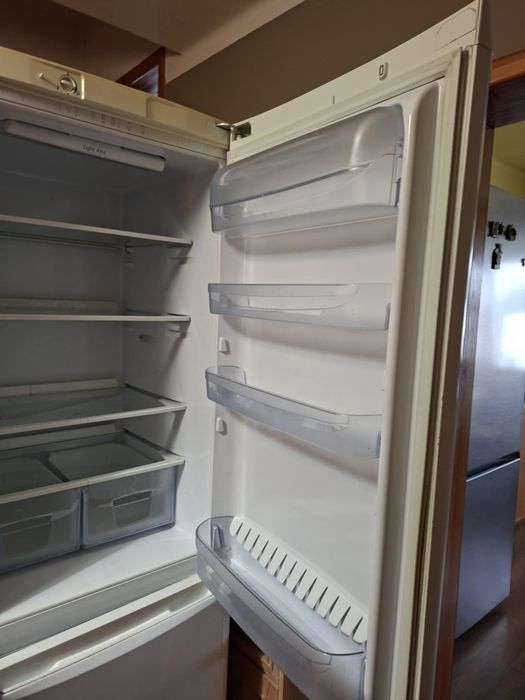 Lodówka INDESIT Baan 13