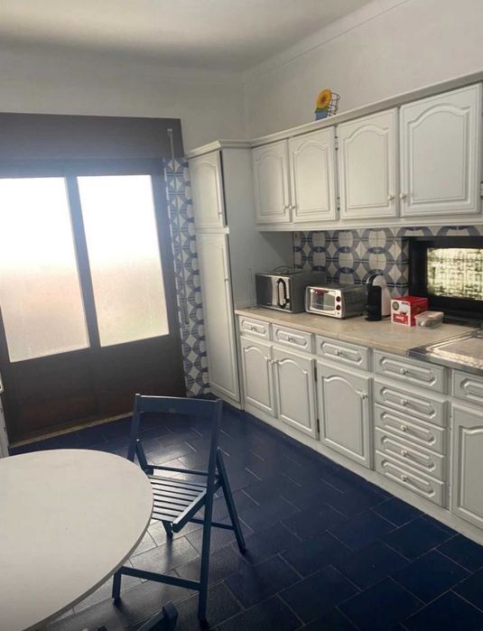 2 quartos  - Um deles Suite)