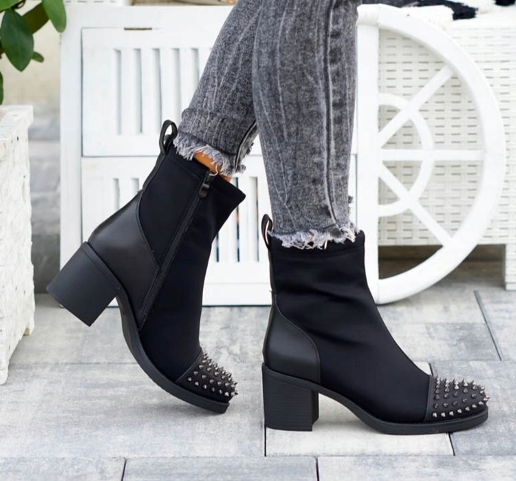 36 37 38 botki 39 40 41 workery z dżetami kolcami na obcasie słupku