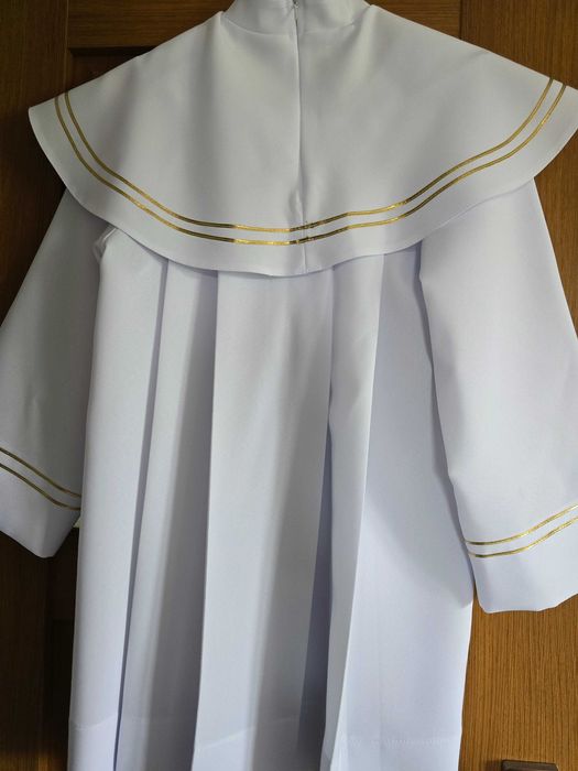 Alba komunijna dla chlopca / ministranta