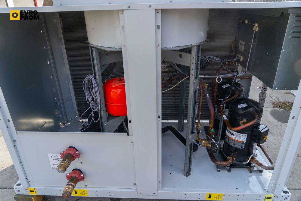 Чіллер / Чиллер CARRIER RBSY045B0023 PE 44 кВт. Охолоджувач рідини.