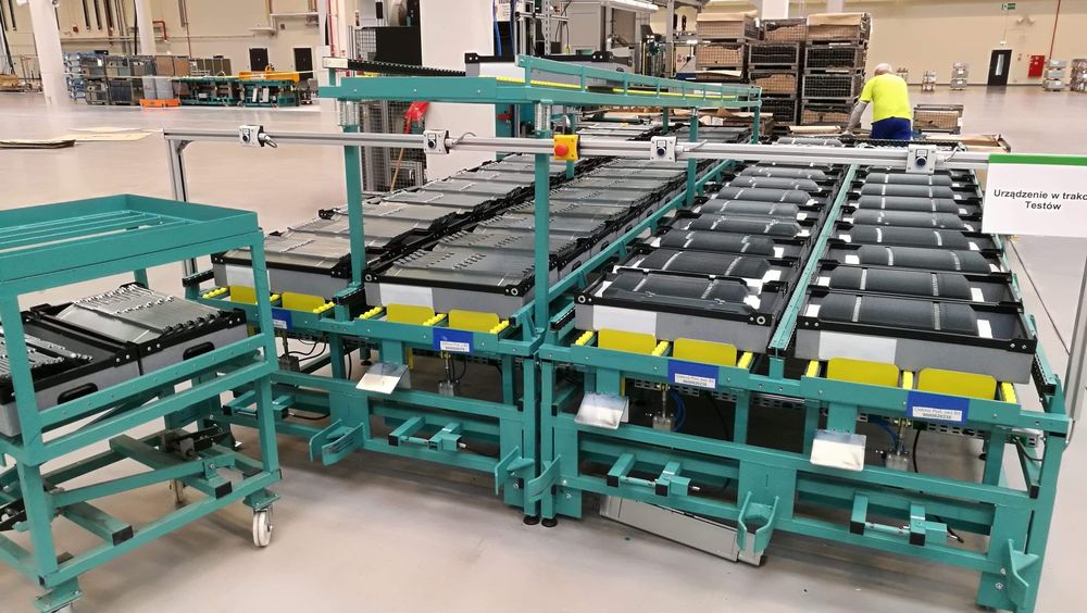 Konstrukcje stalowe na zamówienie / Podesty, ramy, elementy linii produkcyjnych