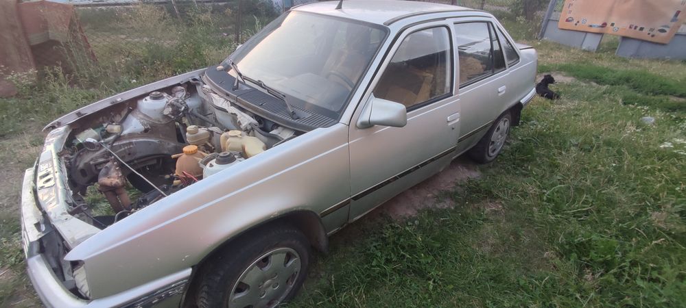 Продам Опель кадет
