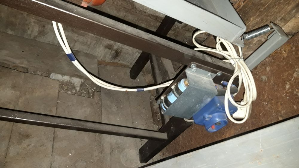 Стіл вібраційний