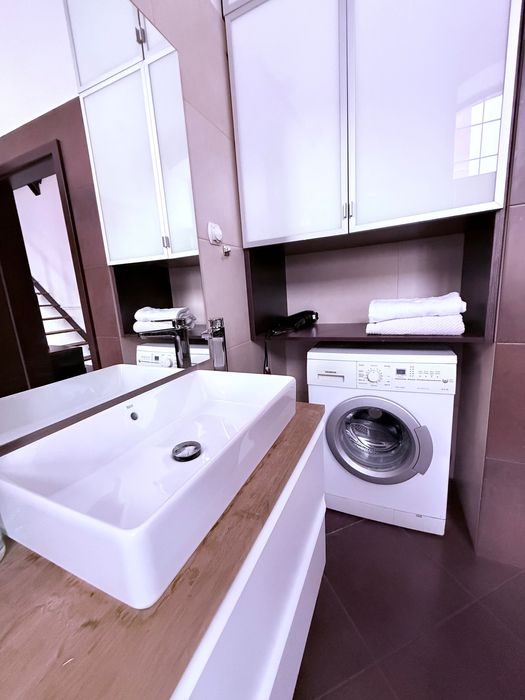 Apartament w centrum z parkingiem / na doby
