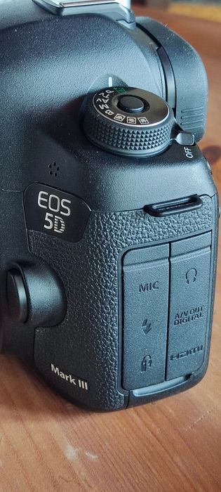 Canon 5D Mark III - nova na caixa