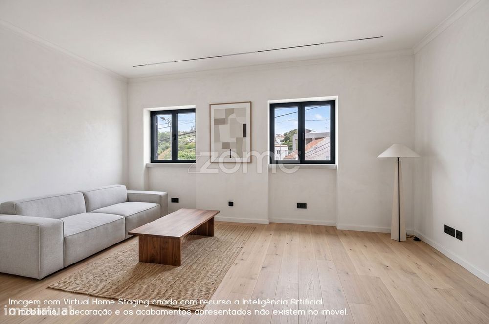Andar de Moradia T2 com Terraço em Caneças