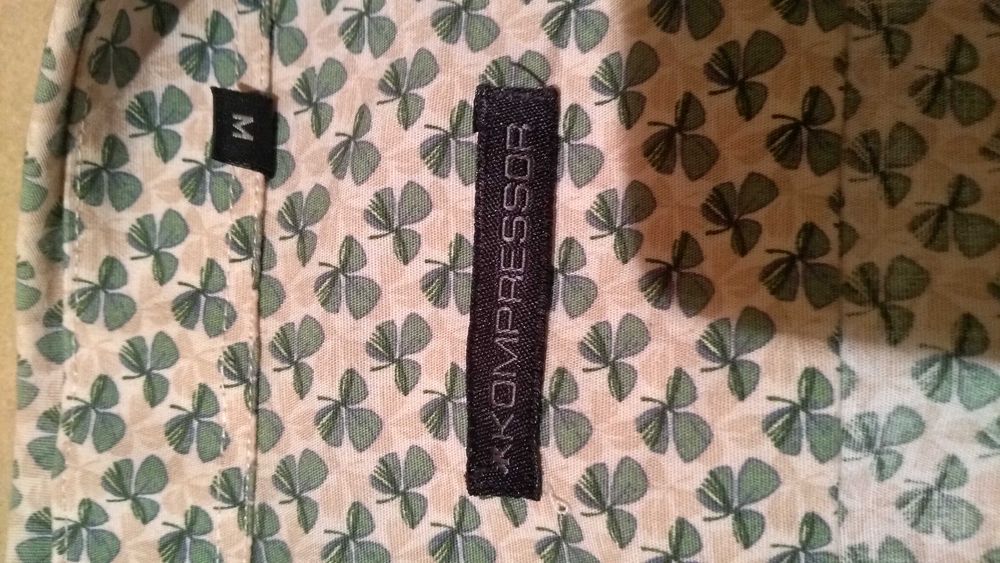 Koszula damska w koniczynki