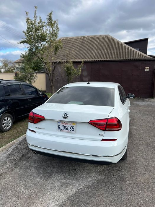 Volkswagen Passatт б8