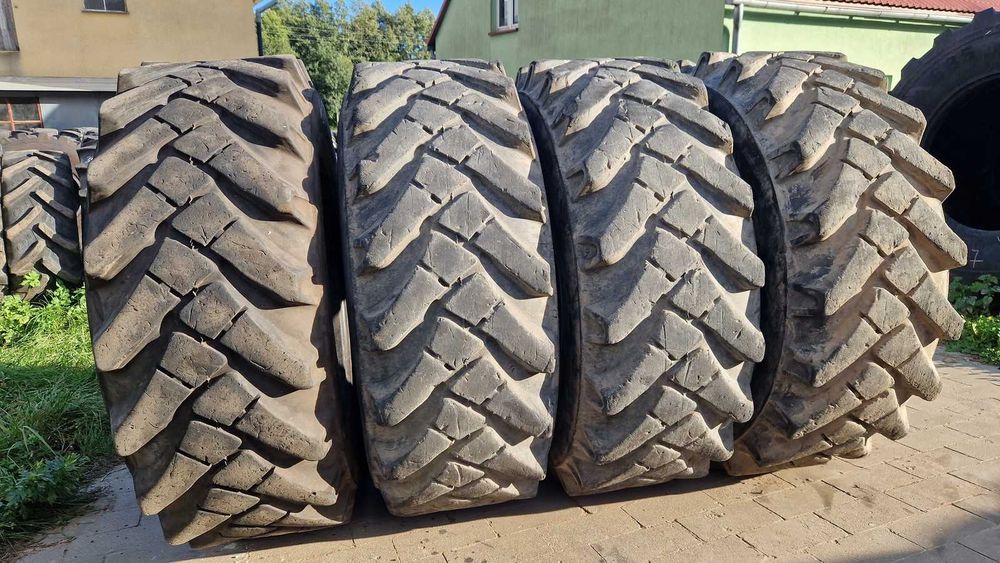 12.5-20 12.5/80-20 340/80-20 335/80r20 Solideal Camso 12PR 60%