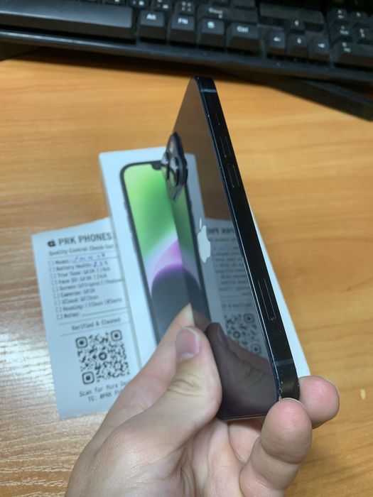 iPhone 14 256GB / Neverlock / Слот SIM / Стан 9.5/10