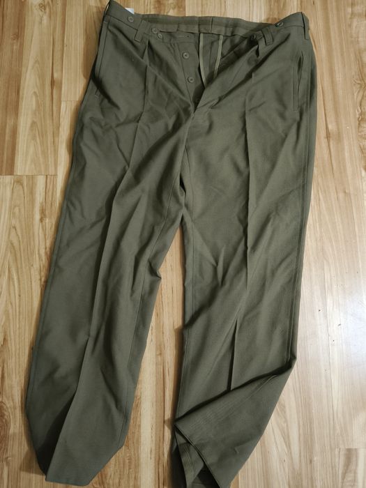 Mundury galowe i wyjściowe różne