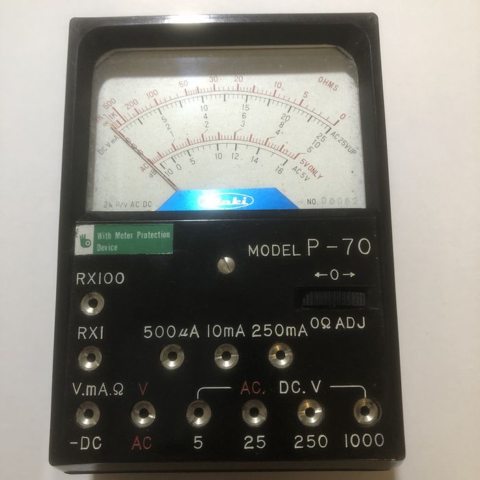 Selling Multimeter (+30 Years Old)64552388546819124