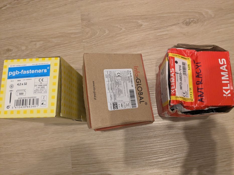 Blachowkręty i wkręty dachowe czarne i antracyt