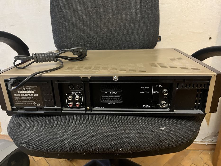 JVC HR-S9400 Super VHS (S-VHS) серії Elegance Gold