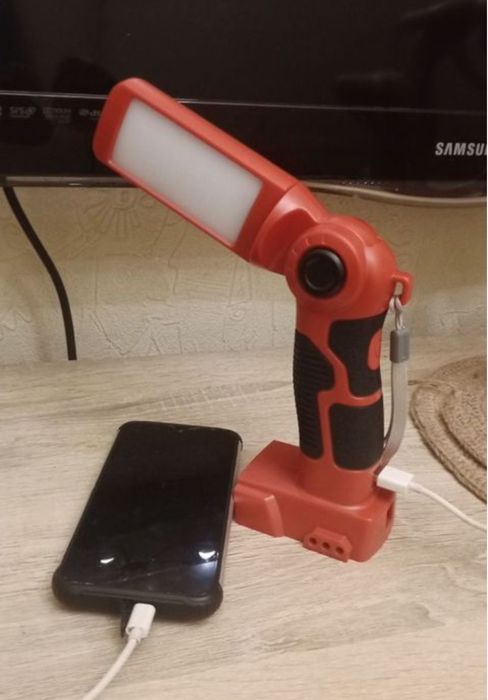 Makita ,Milwaykee,Dewalt,Bocsh ліхтарик -повербанк  для батарей