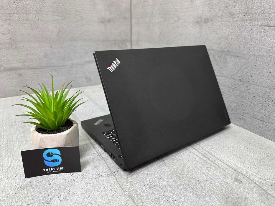 Бюджетний ноутбук Lenovo X270/12.5"/i5-6300u/8gb ddr4