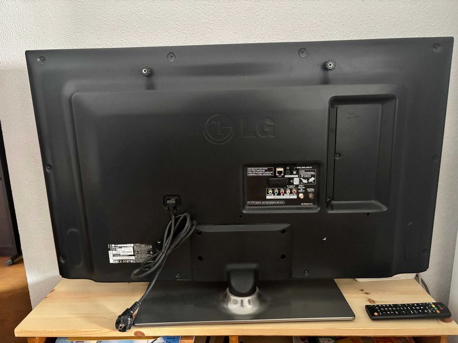 Televisão LG SmartTV 42"