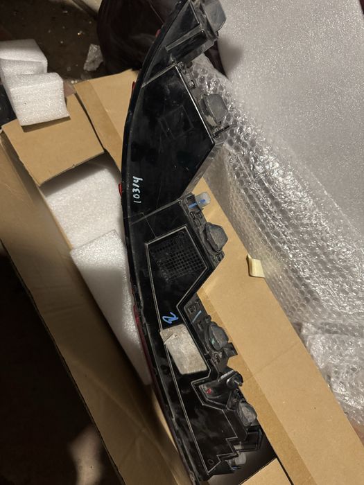 Катафот задній лівий під відновлення Audi q5 80A FY