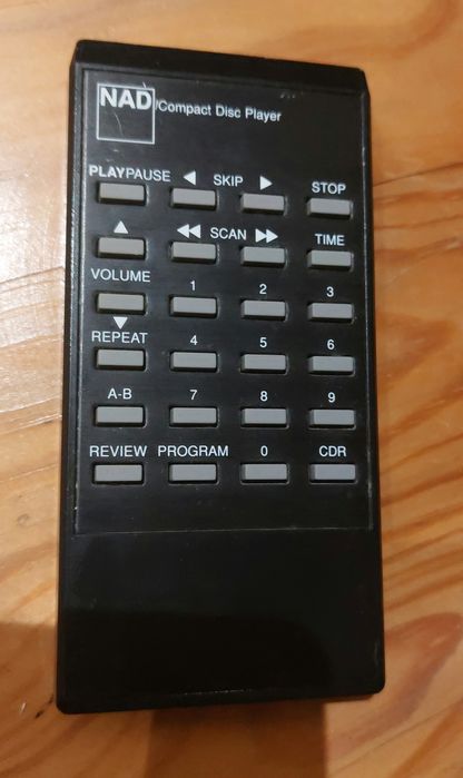 Comando para compact disk Nad