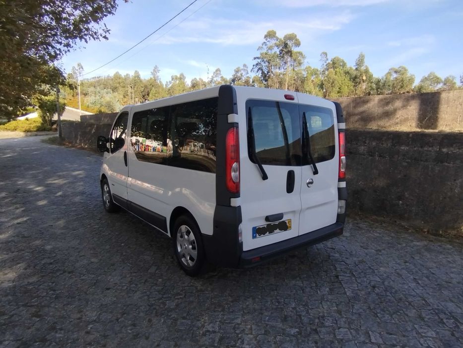 Nissan Primastar 2.0 dci 9 lugares