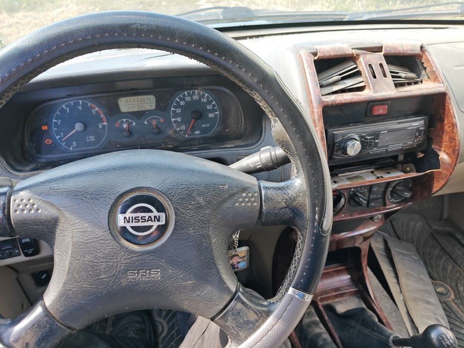 Nissan Terrano 2.7
