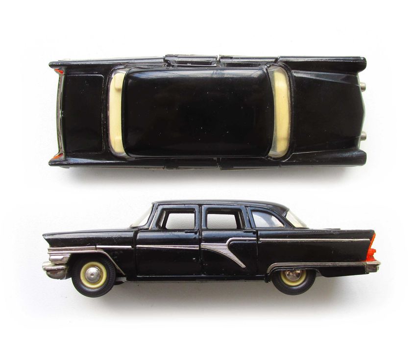 Масштабная модель ГАЗ 13 Чайка 1/43 Made in USSR.: 950 грн
