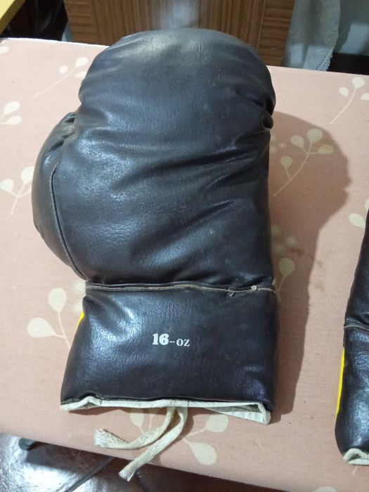 Luvas de boxers 30 anos