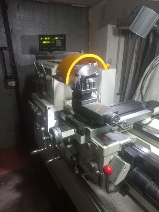 Tokarka uniwersalna D460 ×1500 ODCZYTY