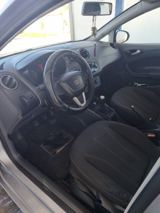 Seat Ibiza 1.2 ST (2011) — photo 5