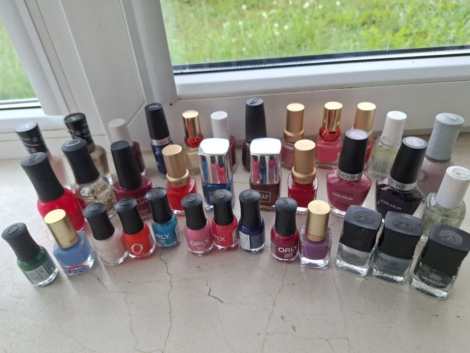 Zestaw 36 lakierów plus 3 blyszczyki