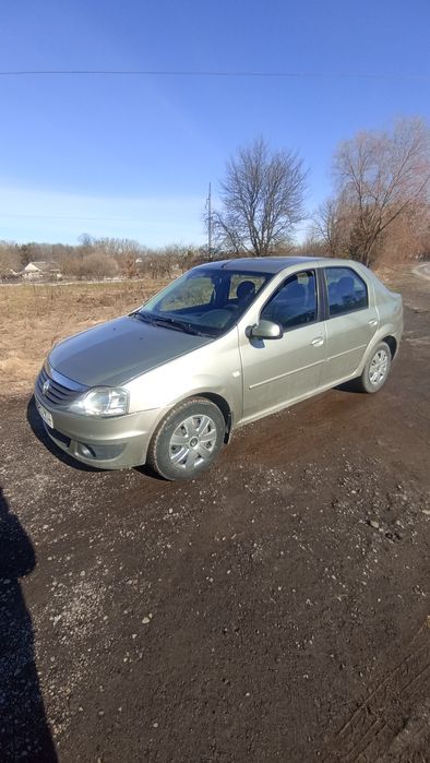 Рено Логан 2010.