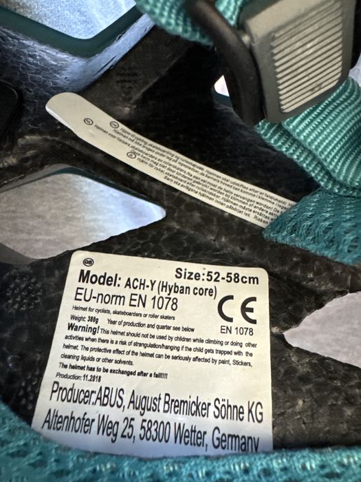 Kask rowerowy / na rolki marki ABUS 52-58 cm