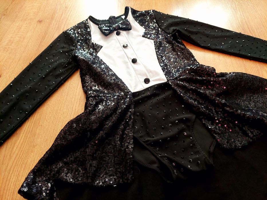rozm. 146 kostium frak strój do tańca cekiny przebranie czarny