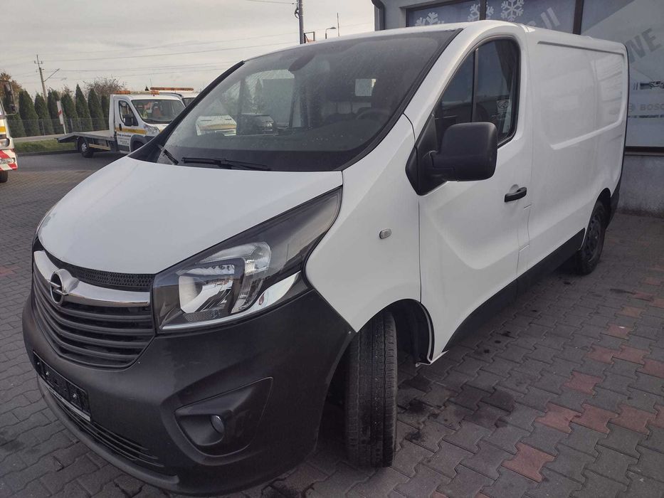 Zderzak przód przedni struktura Opel Vivaro B 14- Trafic III