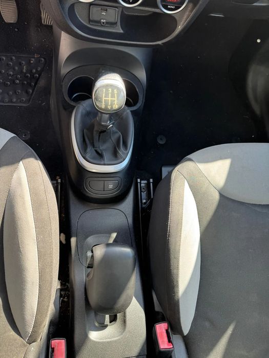 Para peças FIAT 500L (351_, 352_)