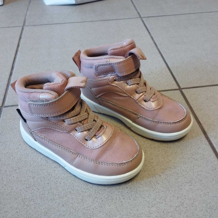 Buty dla dziewczynki rozmiar 25