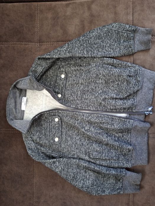 Кофтинка для хлопчика у розмірі 134