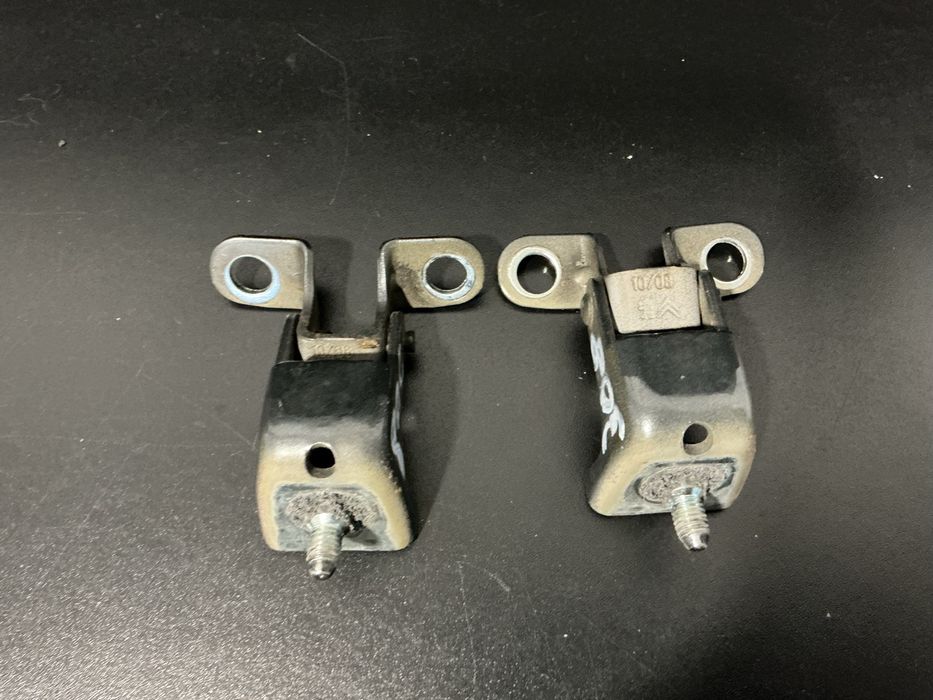 dobradiças da mala peugeot 308 ano 2008